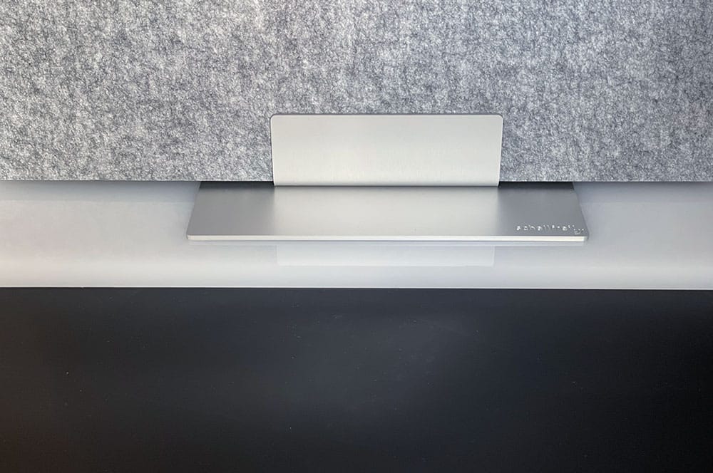 Akustik-Trennwand-Tisch